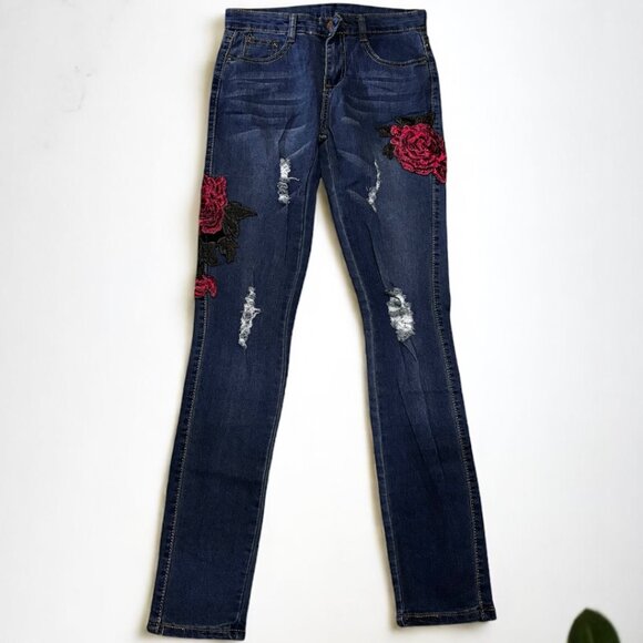 Rose Print Women Blue Jeans - Picture 4 of 7